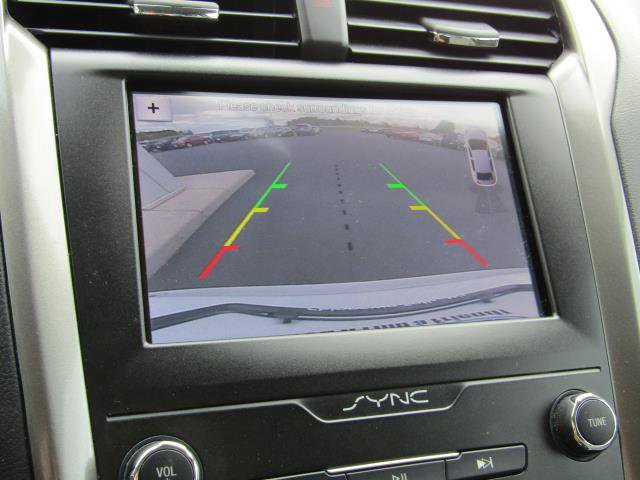 Certified 2019 Ford Fusion SE FWD image 21