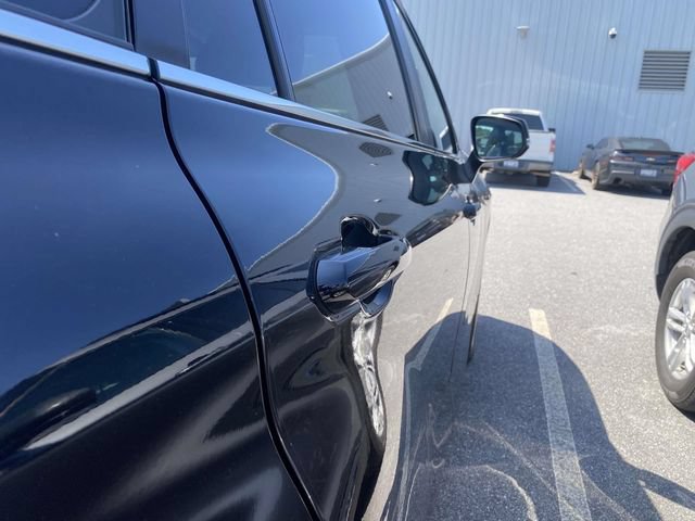 Used 2023 Toyota Highlander XLE FWD image 8