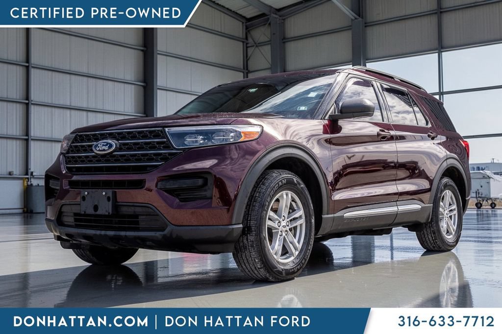 Certified 2022 Ford Explorer XLT w/ Class IV Trailer Tow Package AWD/4WD image 1