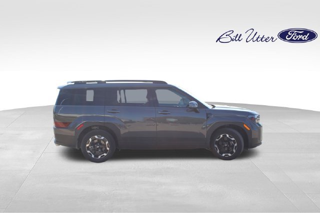 Used 2025 Hyundai Santa Fe SEL FWD image 4