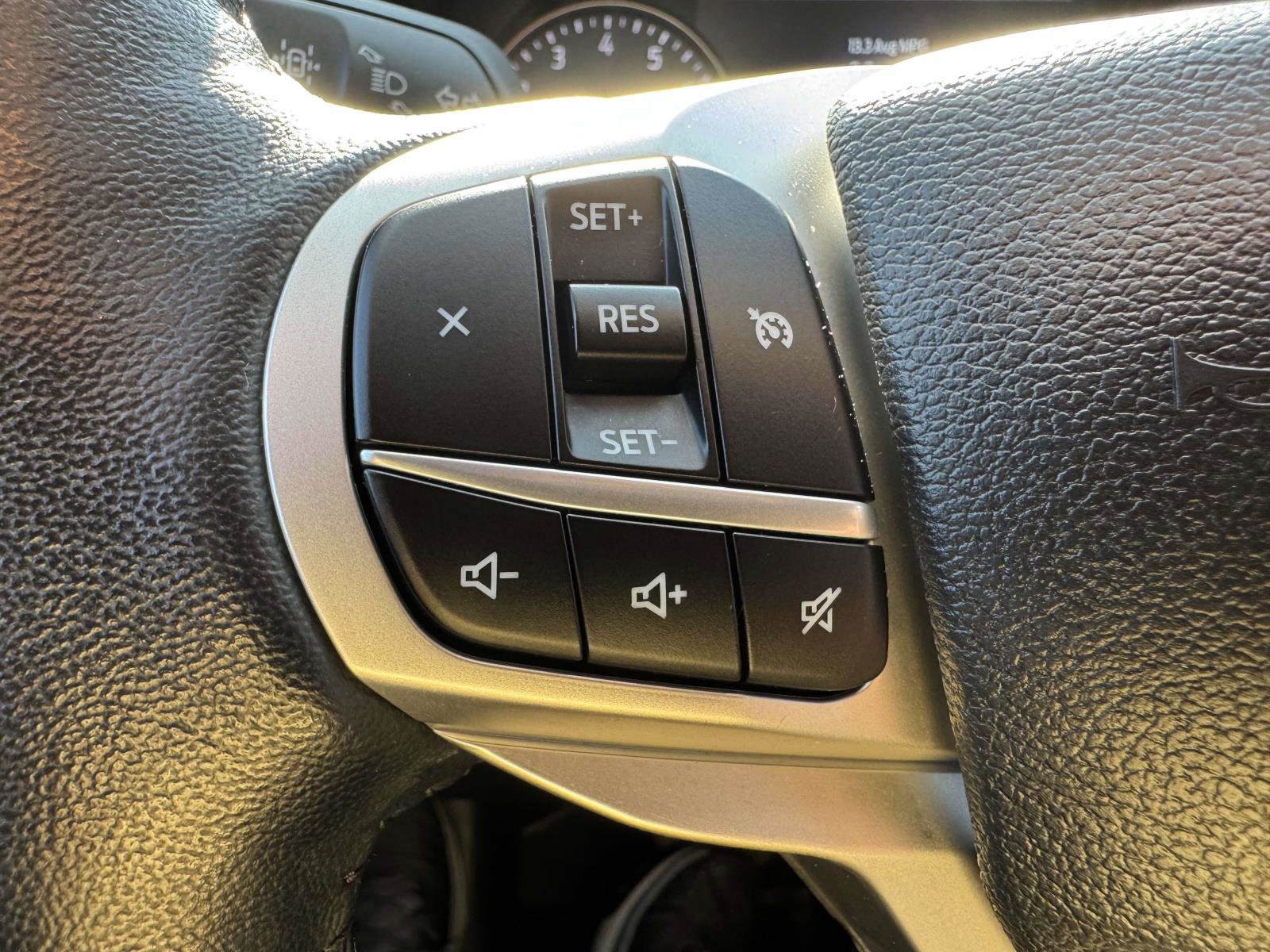 Certified 2022 Ford Explorer XLT w/ Class IV Trailer Tow Package image 30