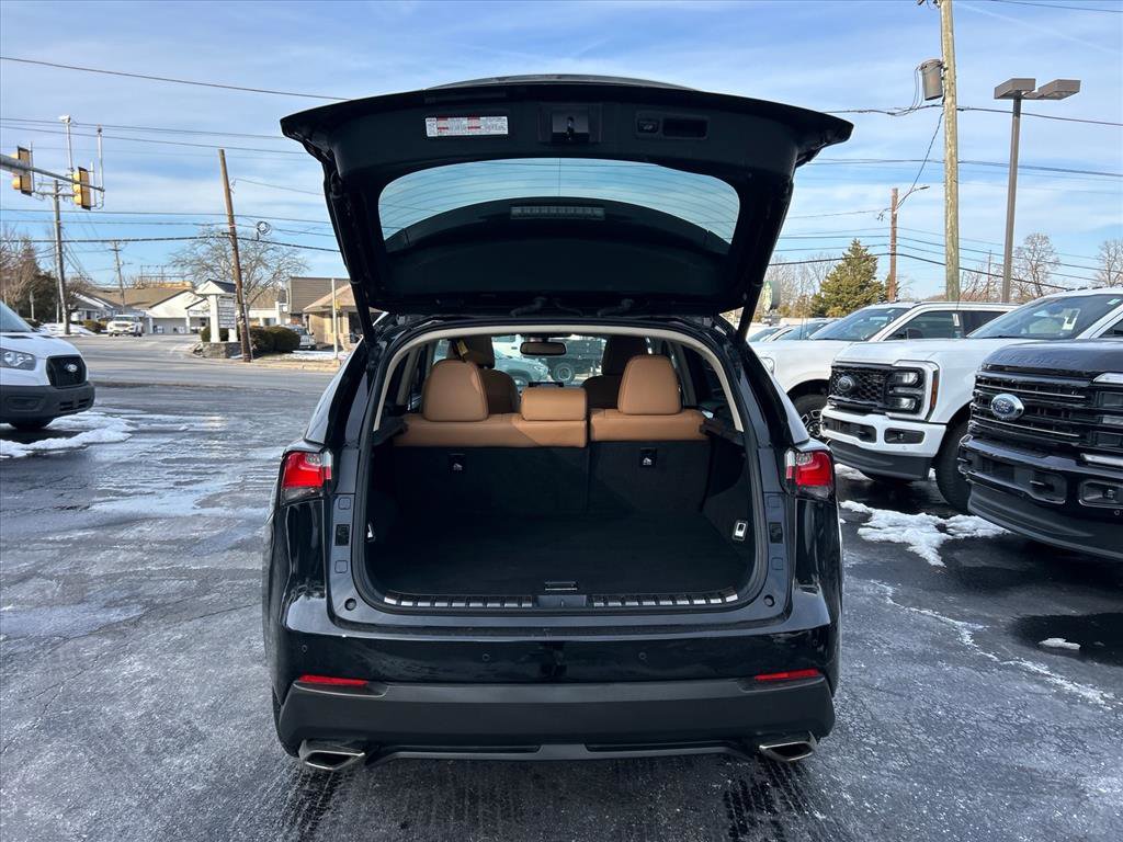 Used 2017 Lexus NX 200t Base image 15