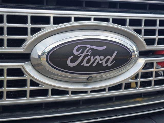 Certified 2018 Ford F350 Platinum w/ Platinum Ultimate Package AWD/4WD image 18