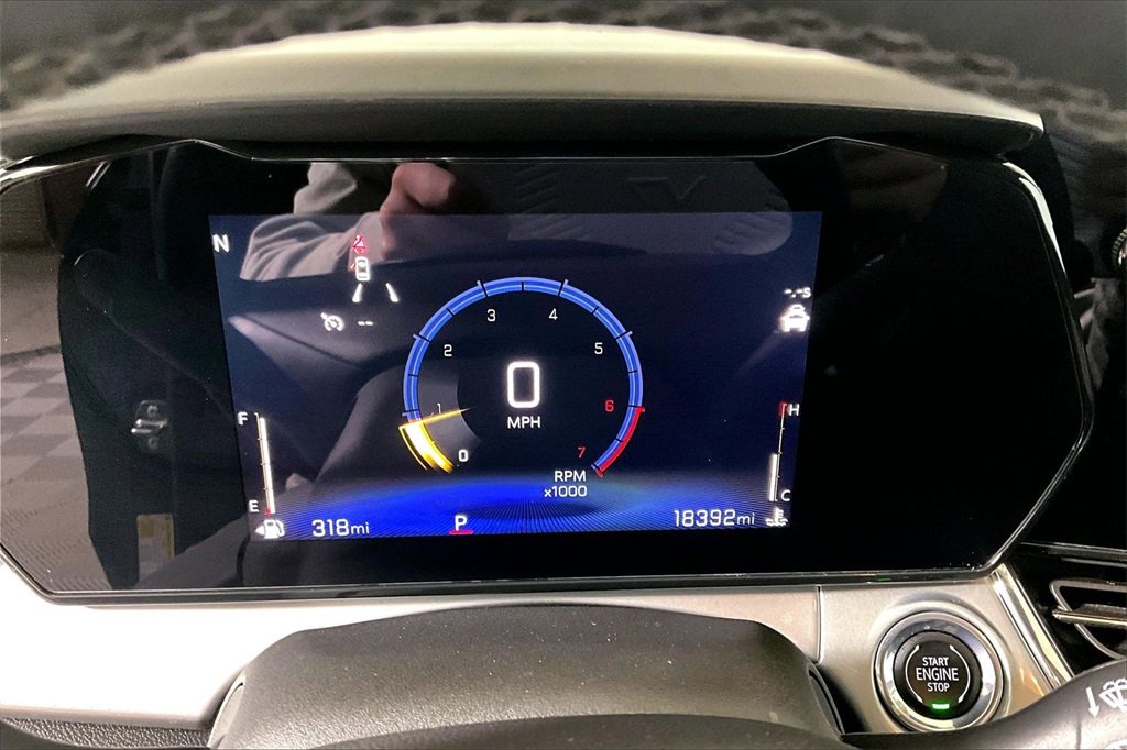 Used 2025 Chevrolet Trax LT w/ LT Convenience Package image 16