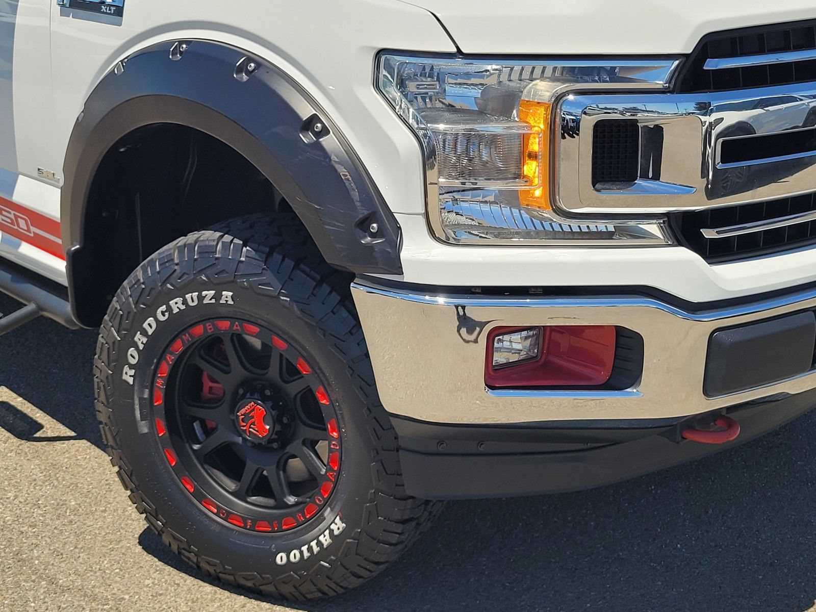 Certified 2019 Ford F150 XLT w/ Trailer Tow Package AWD/4WD image 9