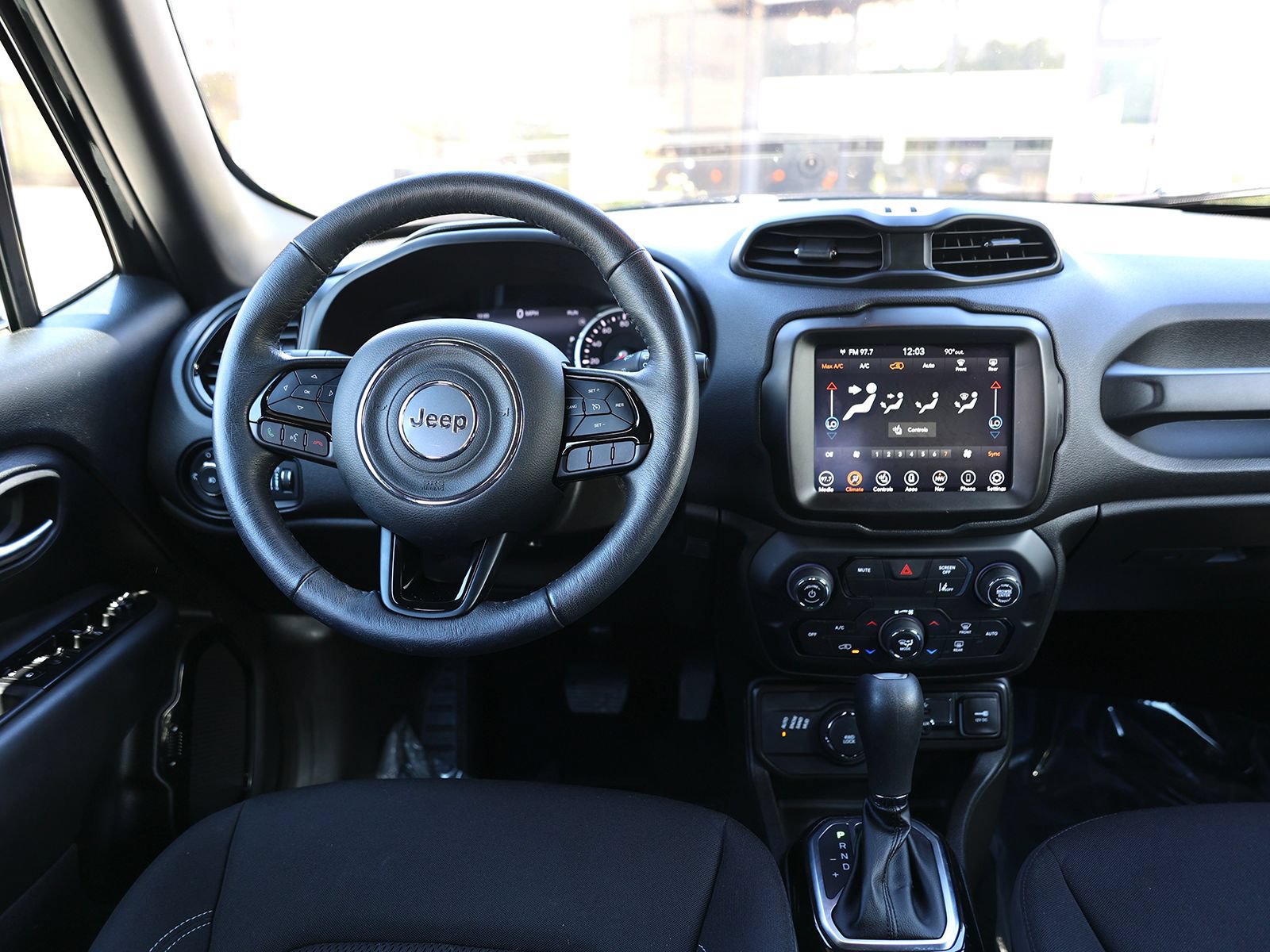 Used 2022 Jeep Renegade Altitude w/ Convenience Group AWD/4WD image 13