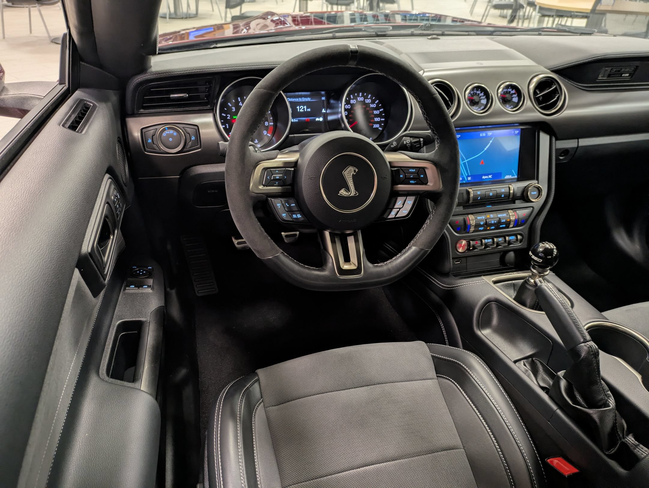 Certified 2019 Ford Mustang Shelby GT350 w/ Technology Package RWD image 28