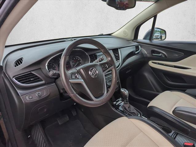 Used 2022 Buick Encore Preferred AWD/4WD image 11