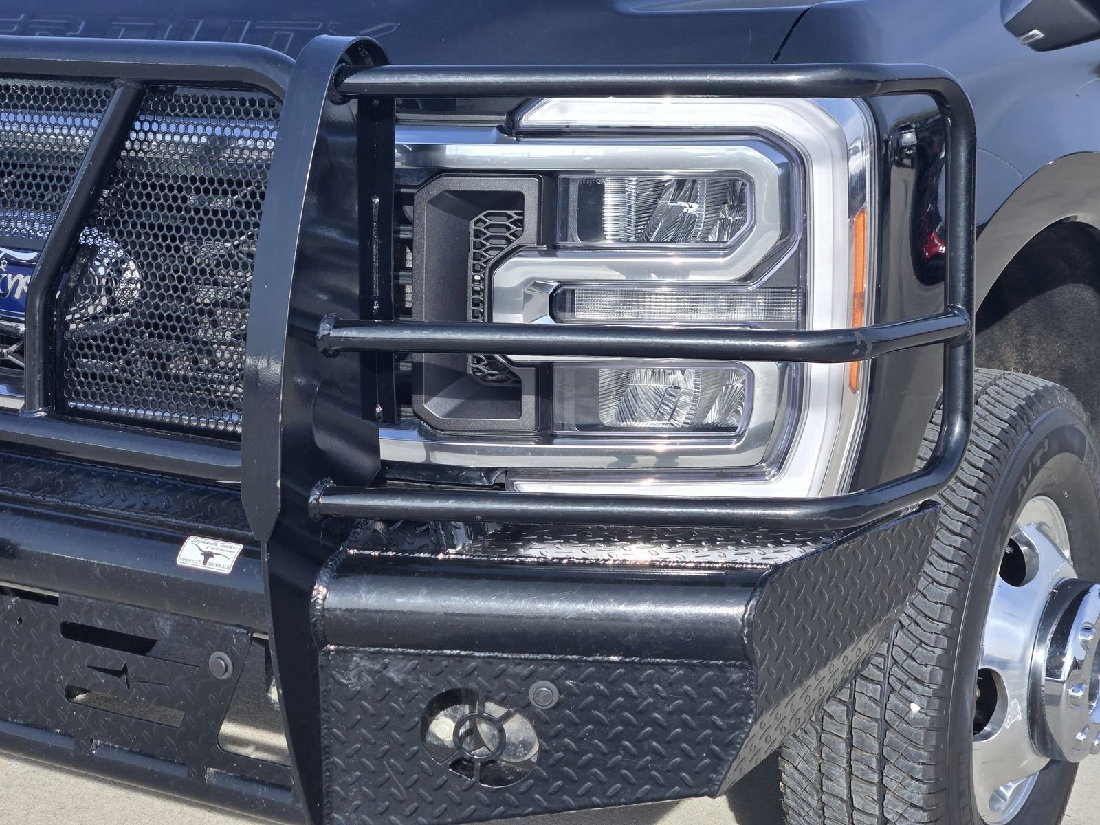 Certified 2023 Ford F350 Lariat w/ Chrome Package image 10