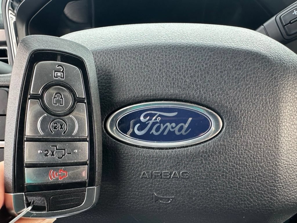 Certified 2025 Ford F250 Lariat w/ Lariat Ultimate Package AWD/4WD image 58