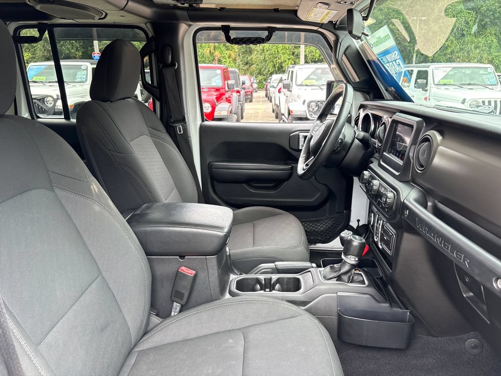 Used 2018 Jeep Wrangler Unlimited Sport S AWD/4WD image 28