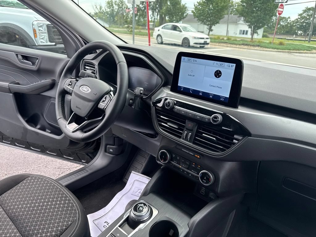 Certified 2024 Ford Escape Active AWD/4WD image 34