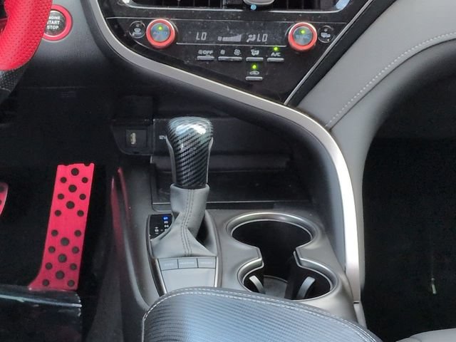 Used 2024 Toyota Camry SE w/ Convenience Package FWD image 18