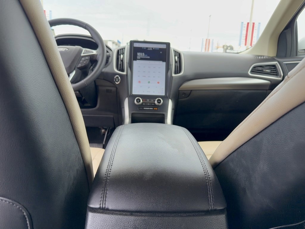 Certified 2024 Ford Edge SEL image 29