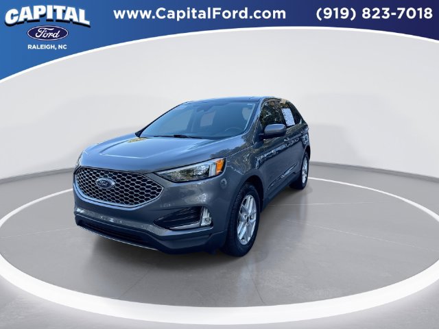 Certified 2023 Ford Edge SEL w/ Convenience Package AWD/4WD image 4