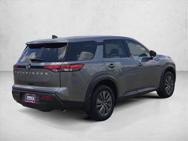 Used 2024 Nissan Pathfinder S FWD image 5