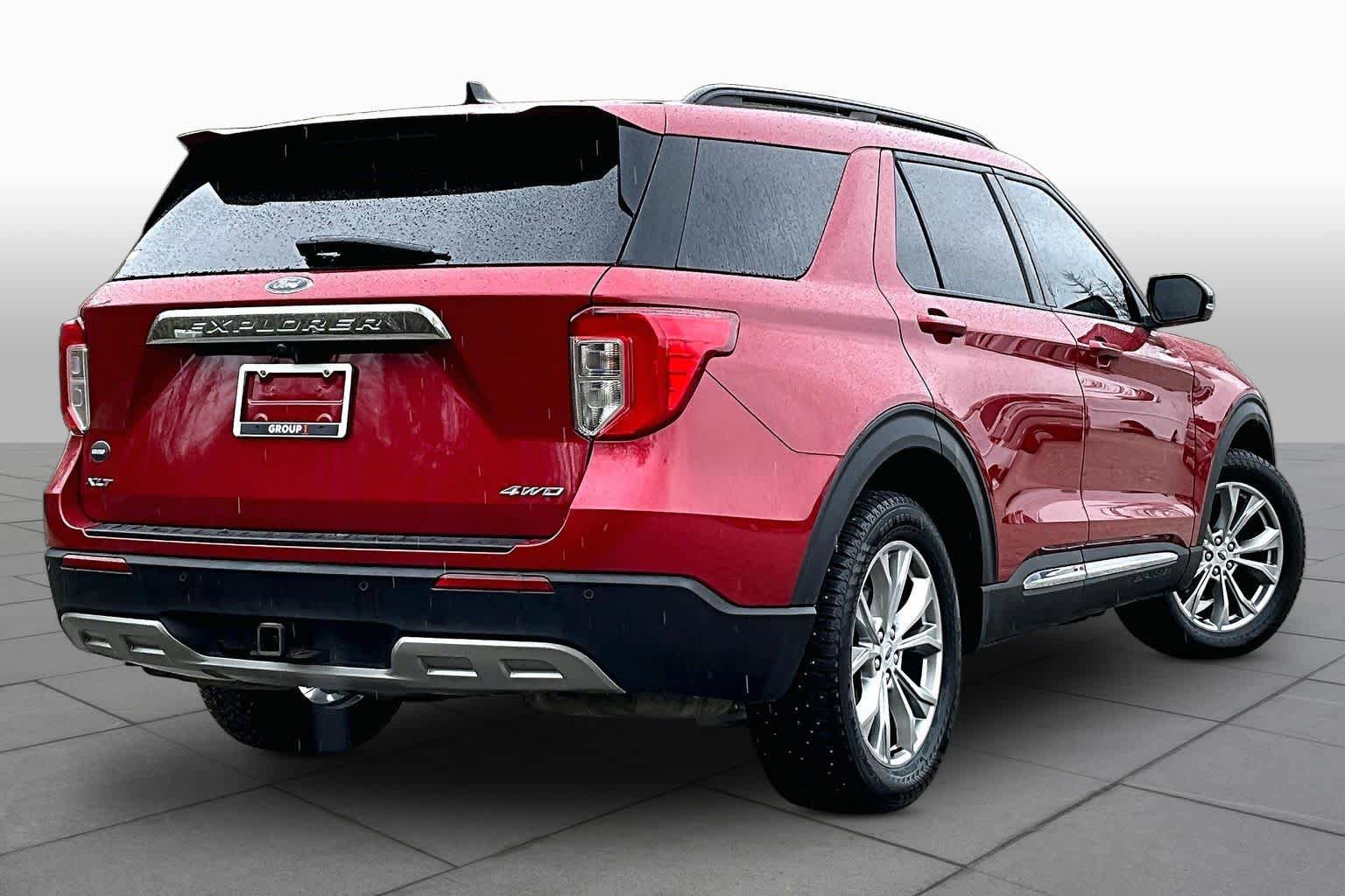 Certified 2023 Ford Explorer XLT w/ Equipment Group 202A AWD/4WD image 13