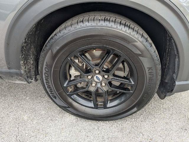 Certified 2026 Ford Explorer Active RWD image 11
