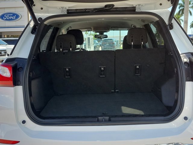 Used 2018 Chevrolet Equinox LT image 14