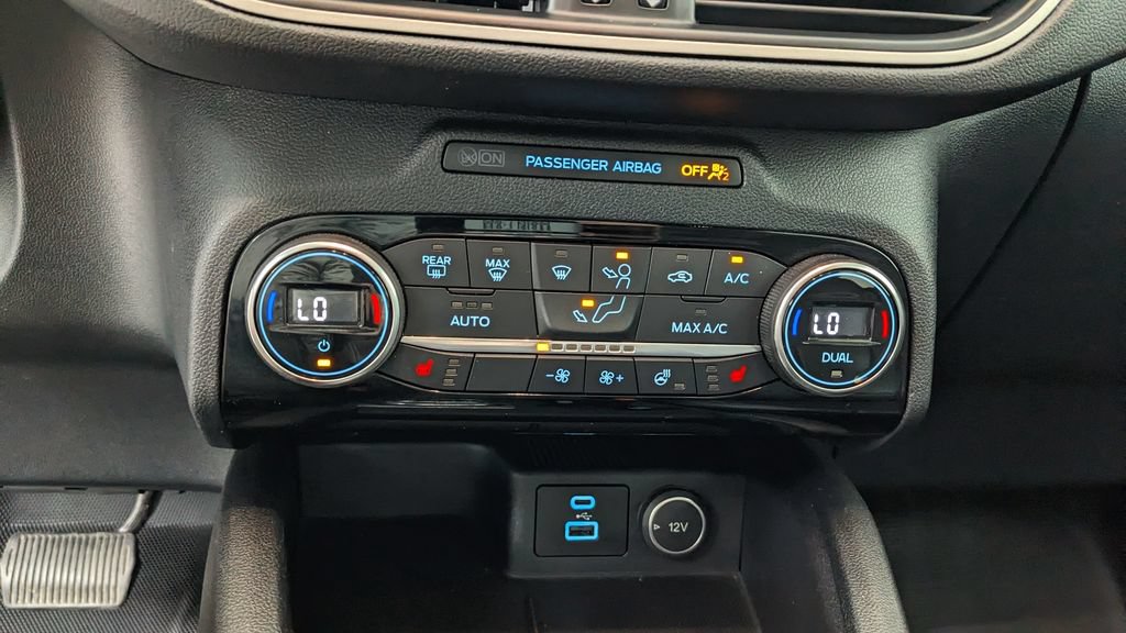 Certified 2021 Ford Escape SEL FWD image 28