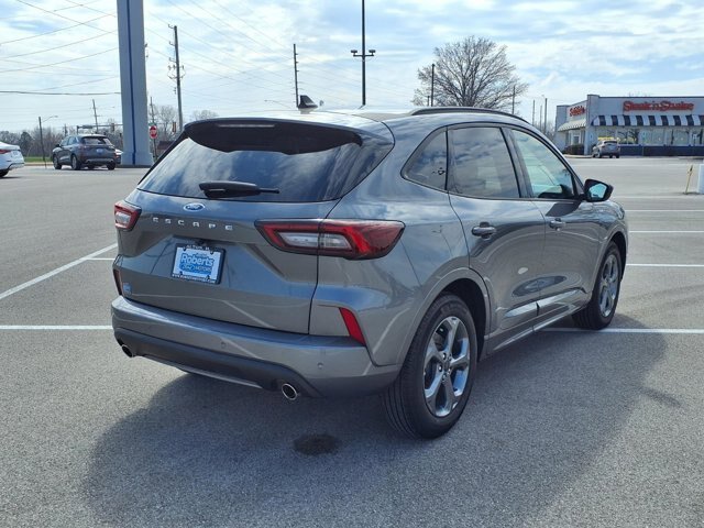 Certified 2024 Ford Escape ST-Line w/ Tech Pack #1 FWD image 5