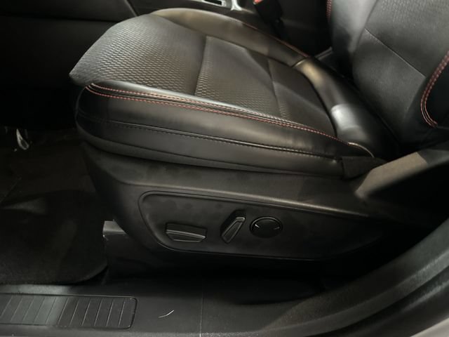 Certified 2025 Ford Escape ST-Line w/ Tech Pack #1 FWD image 18