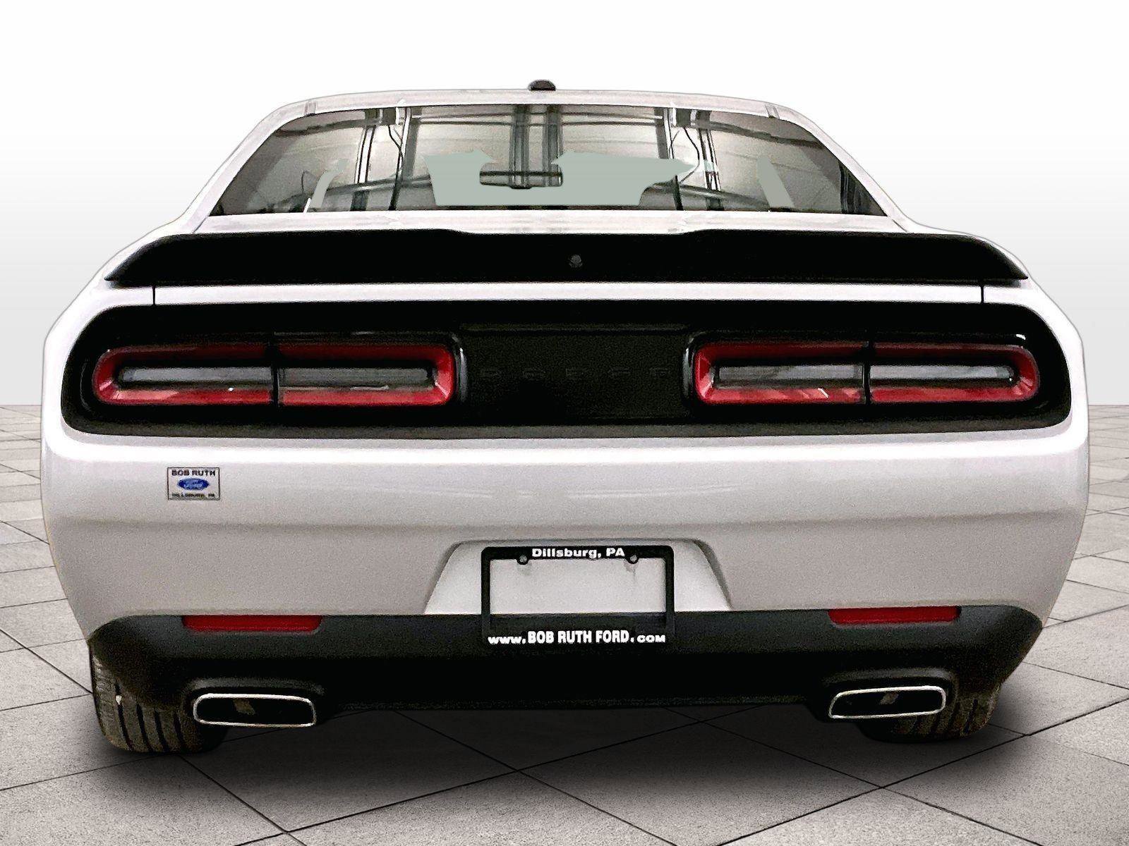 Used 2022 Dodge Challenger SXT w/ Blacktop Package RWD image 4