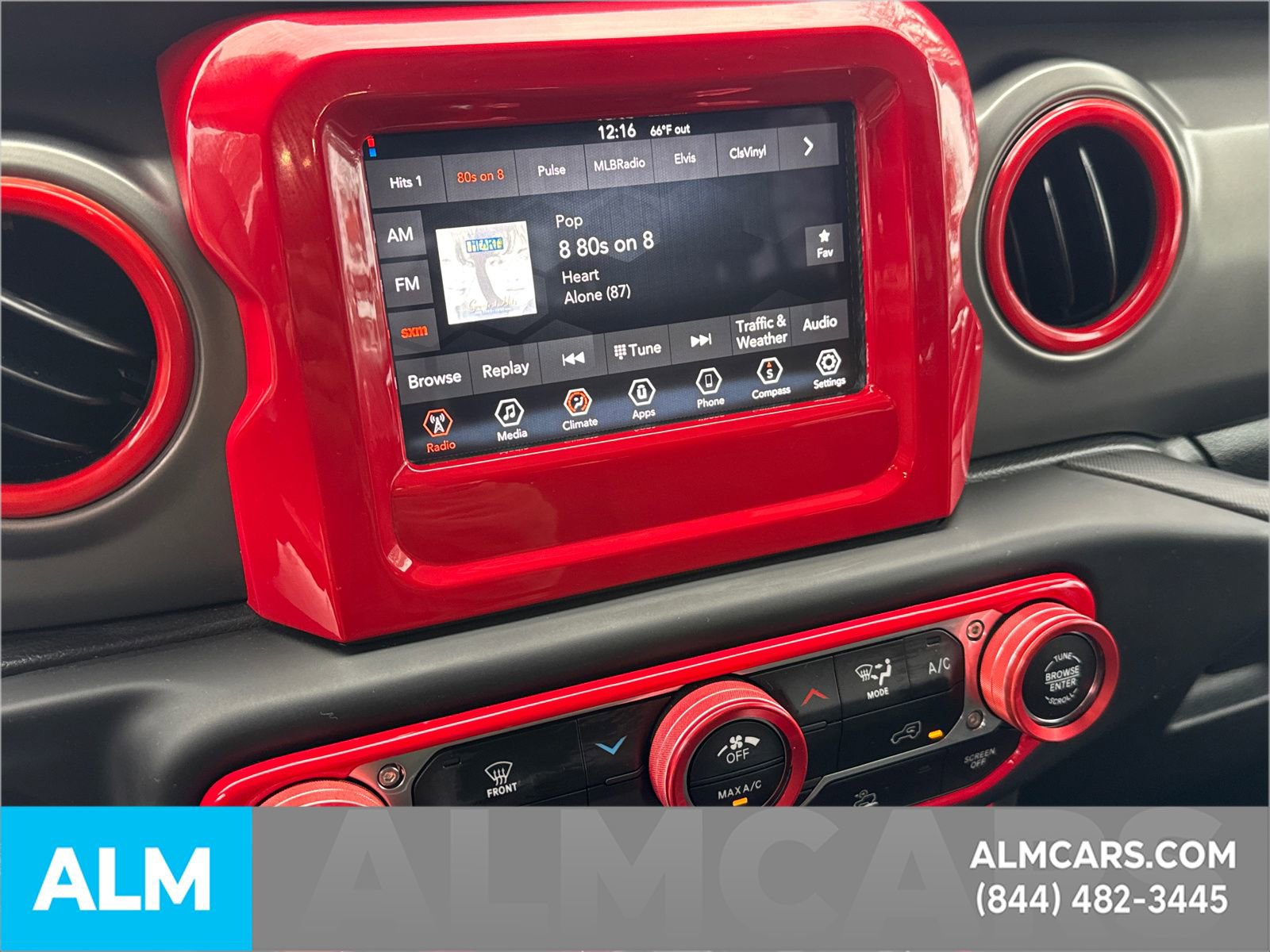 Used 2022 Jeep Gladiator Willys image 31