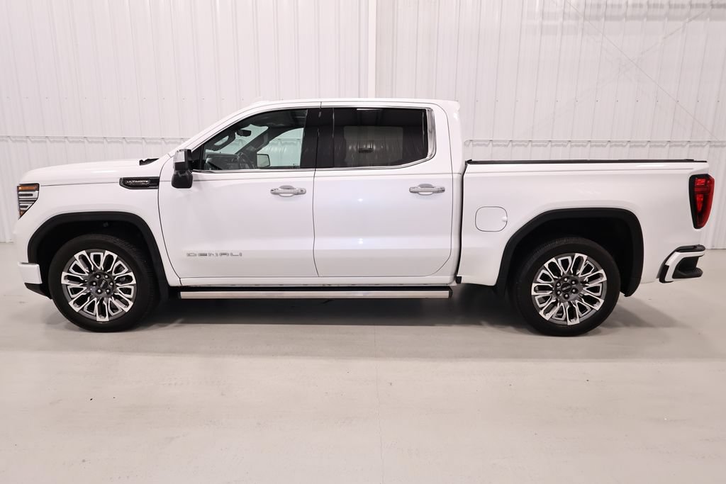 Used 2023 GMC Sierra 1500 Denali Ultimate AWD/4WD image 7