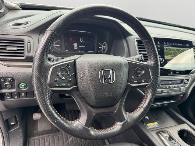 Used 2025 Honda Passport TrailSport image 17