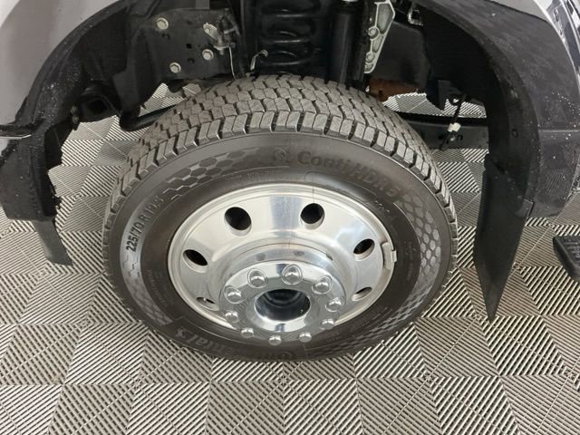 Certified 2025 Ford F450 Platinum w/ FX4 Off-Road Package AWD/4WD image 34