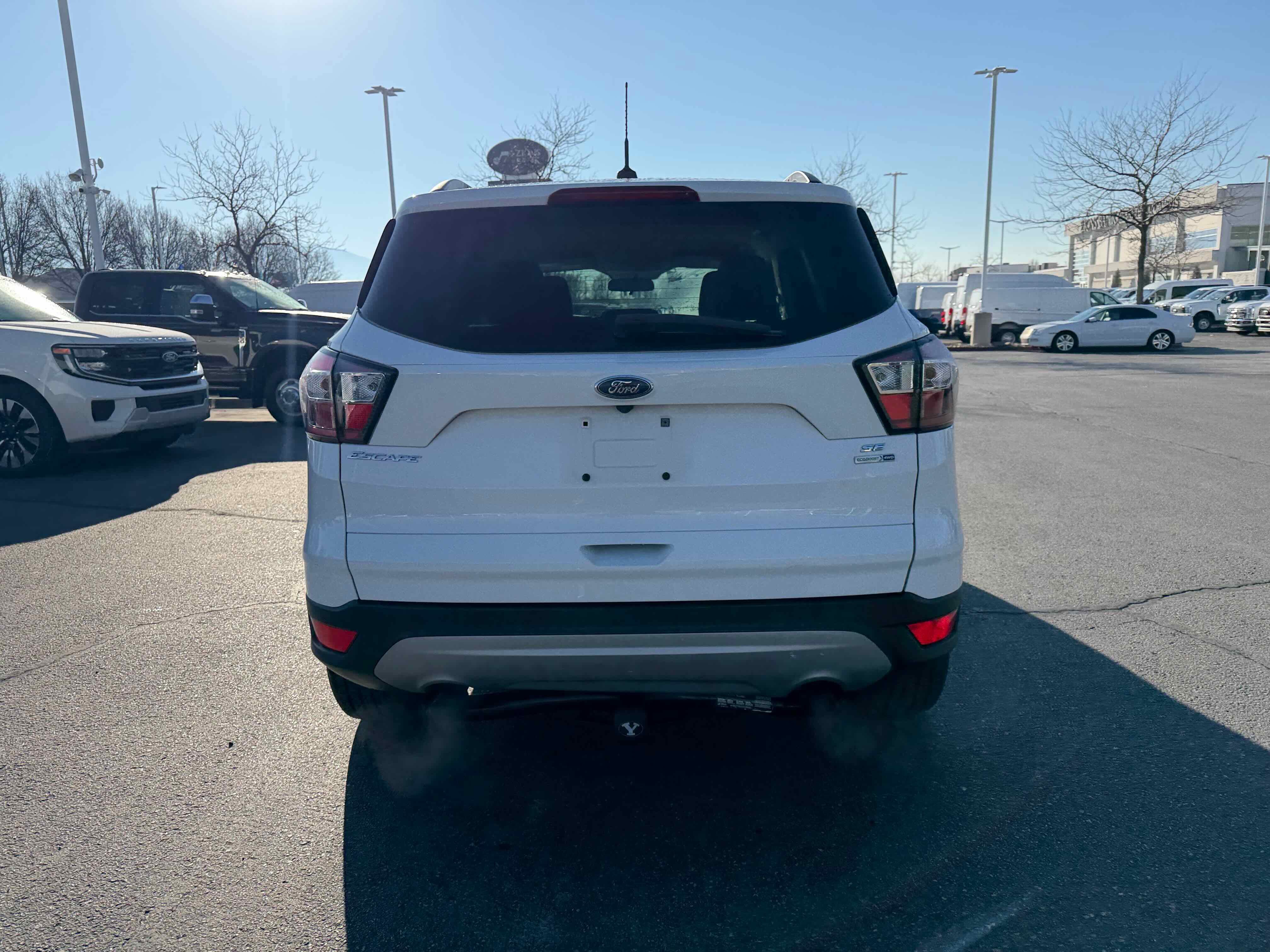 Certified 2018 Ford Escape SE image 4
