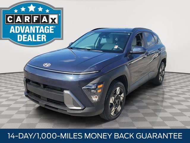 Used 2024 Hyundai Kona SEL AWD/4WD image 3