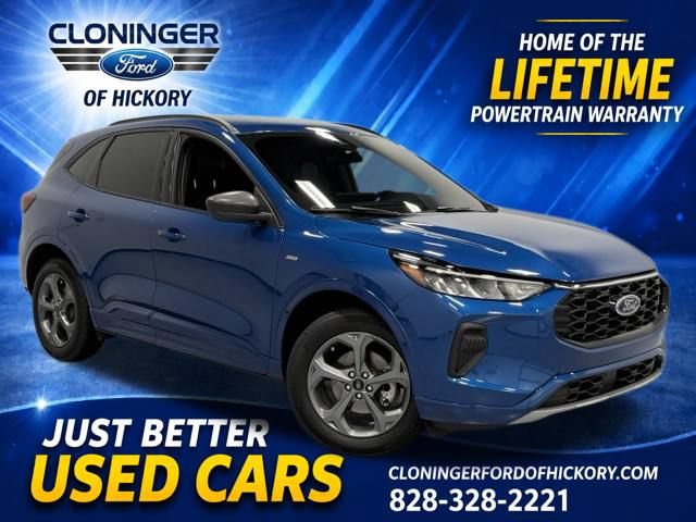 Certified 2023 Ford Escape ST-Line w/ Tech Pack #1 AWD/4WD image 1