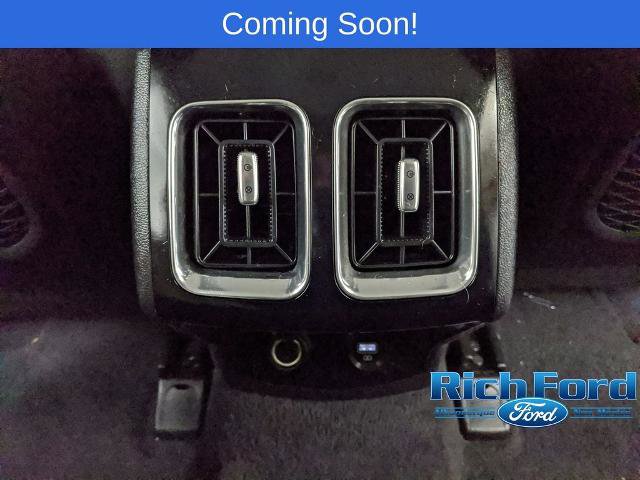 Used 2022 Kia Sorento LX AWD/4WD image 14