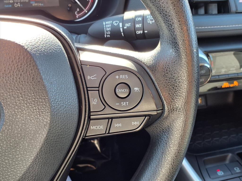 Used 2024 Toyota RAV4 XLE image 16