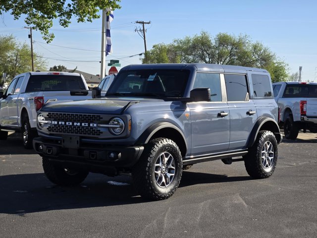 Certified 2025 Ford Bronco Badlands AWD/4WD image 8