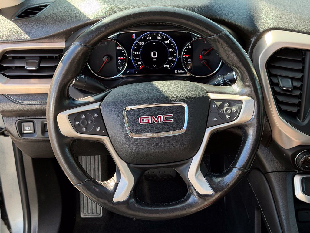 Used 2020 GMC Acadia Denali w/ Technology Package AWD/4WD image 14