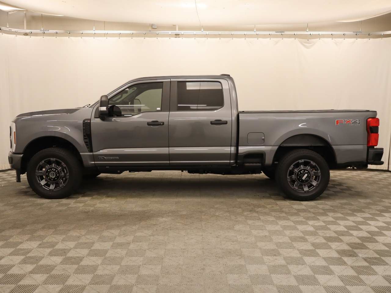 Certified 2024 Ford F250 XL w/ STX Appearance Package AWD/4WD image 2