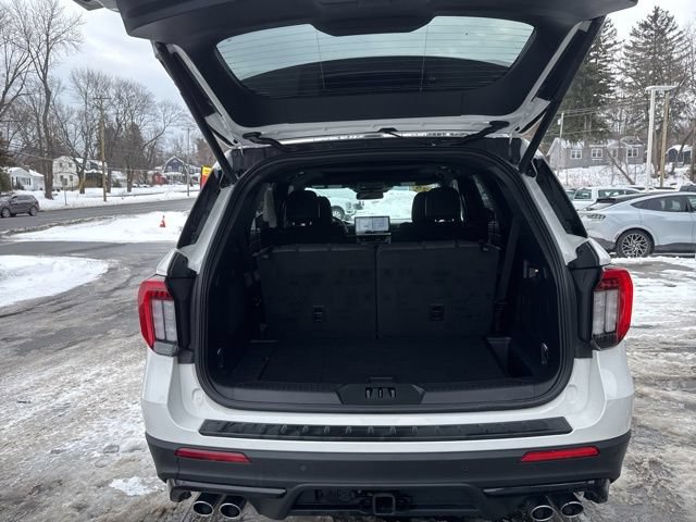 Certified 2025 Ford Explorer ST w/ Sun And Sound Package AWD/4WD image 17