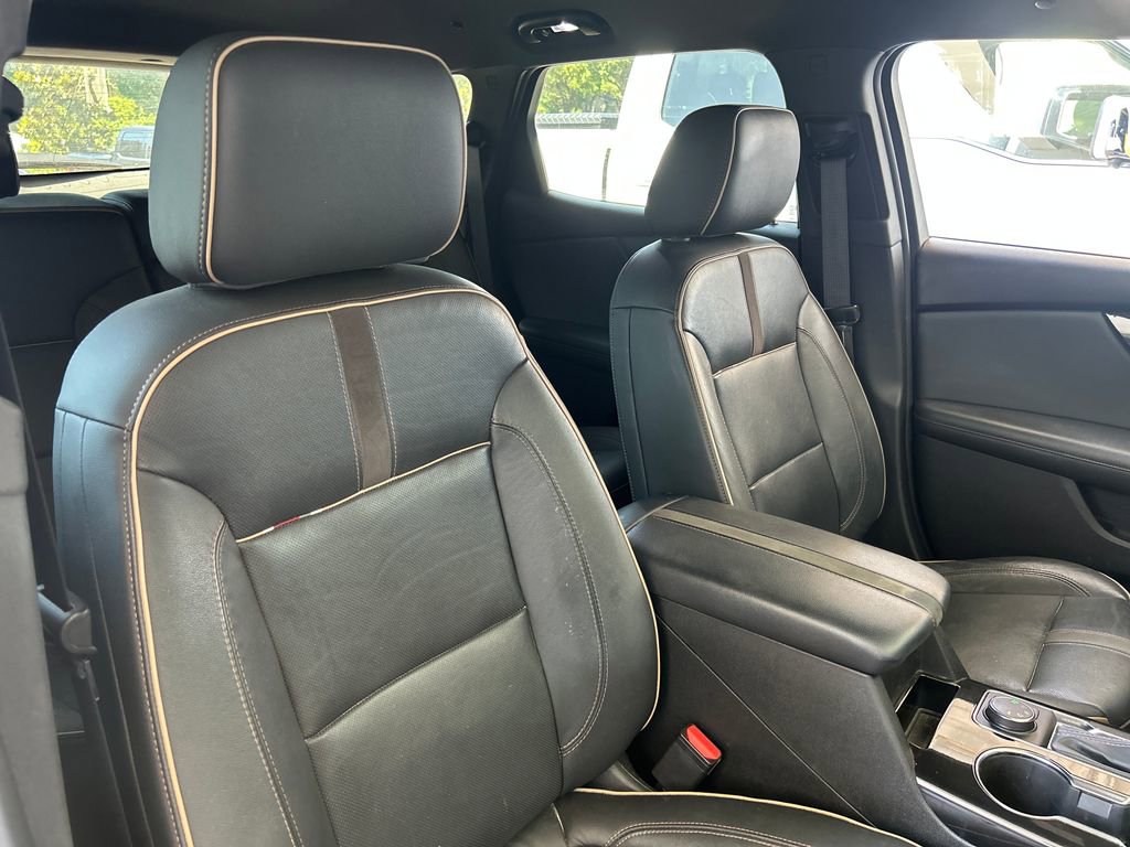 Used 2019 Chevrolet Blazer Premier w/ Driver Confidence II Package AWD/4WD image 14