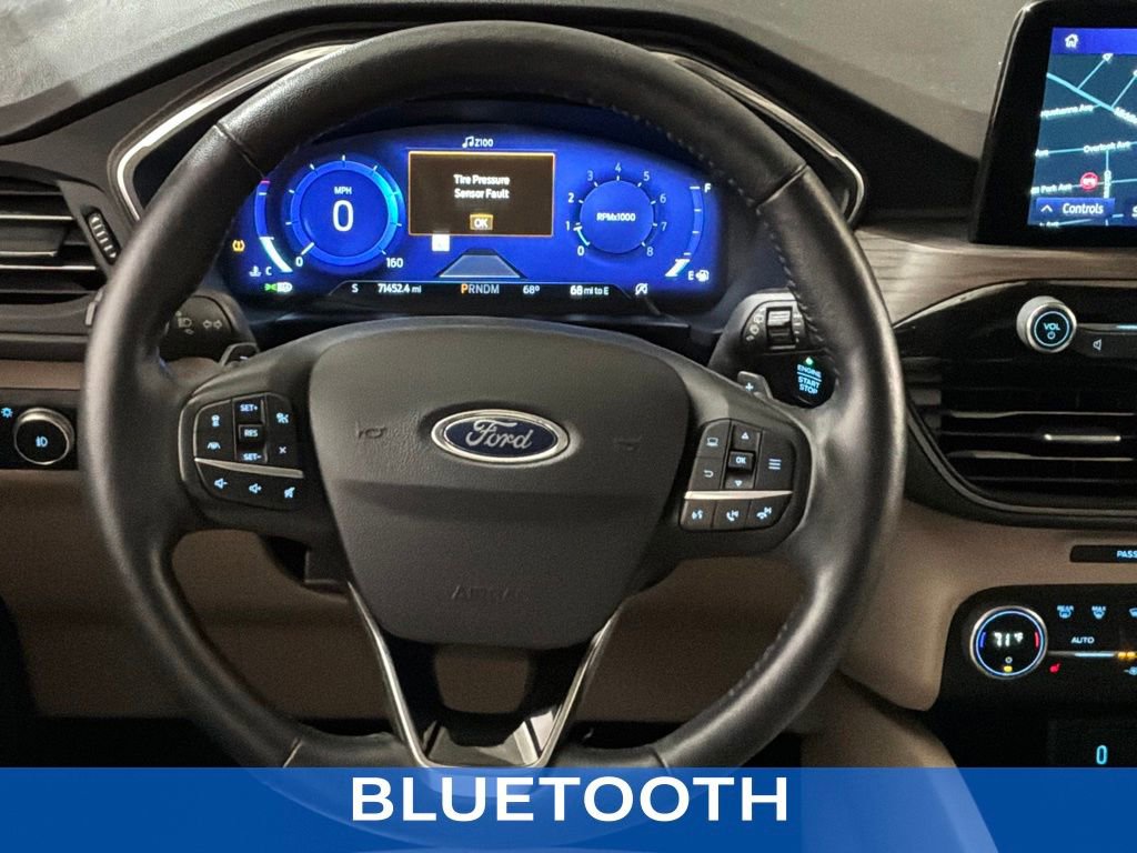 Certified 2020 Ford Escape Titanium AWD/4WD image 12