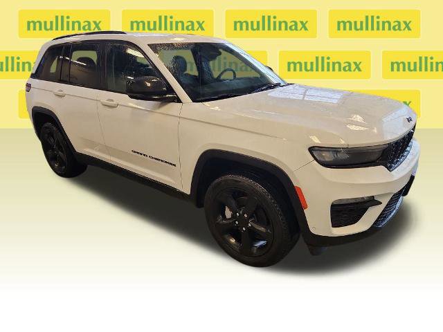 Used 2023 Jeep Grand Cherokee Limited w/ Luxury Tech Group II