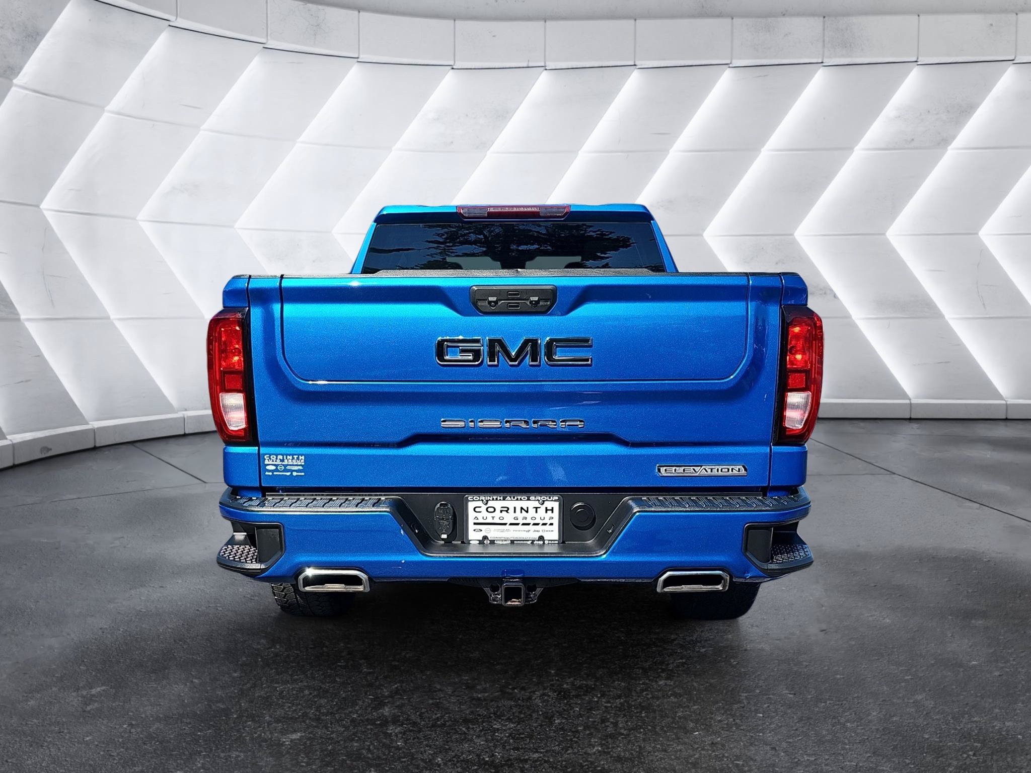 Used 2023 GMC Sierra 1500 Elevation w/ X31 Off-Road Package AWD/4WD image 6