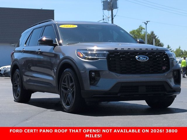 Certified 2025 Ford Explorer ST w/ Sun And Sound Package AWD/4WD image 3