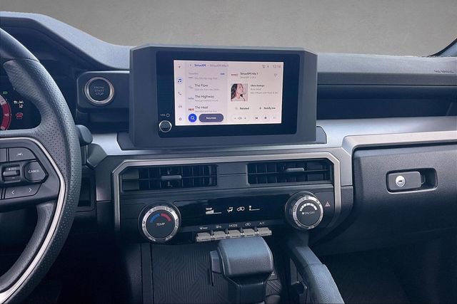 Used 2025 Toyota 4Runner SR5 AWD/4WD image 6