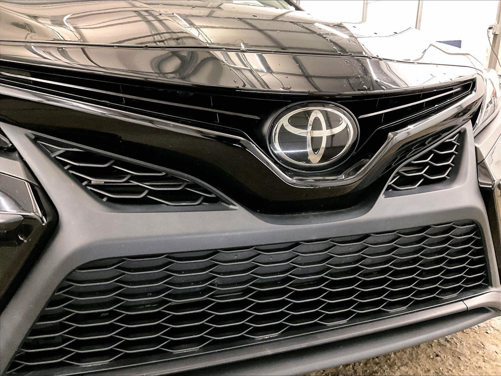 Used 2023 Toyota Camry SE FWD image 29
