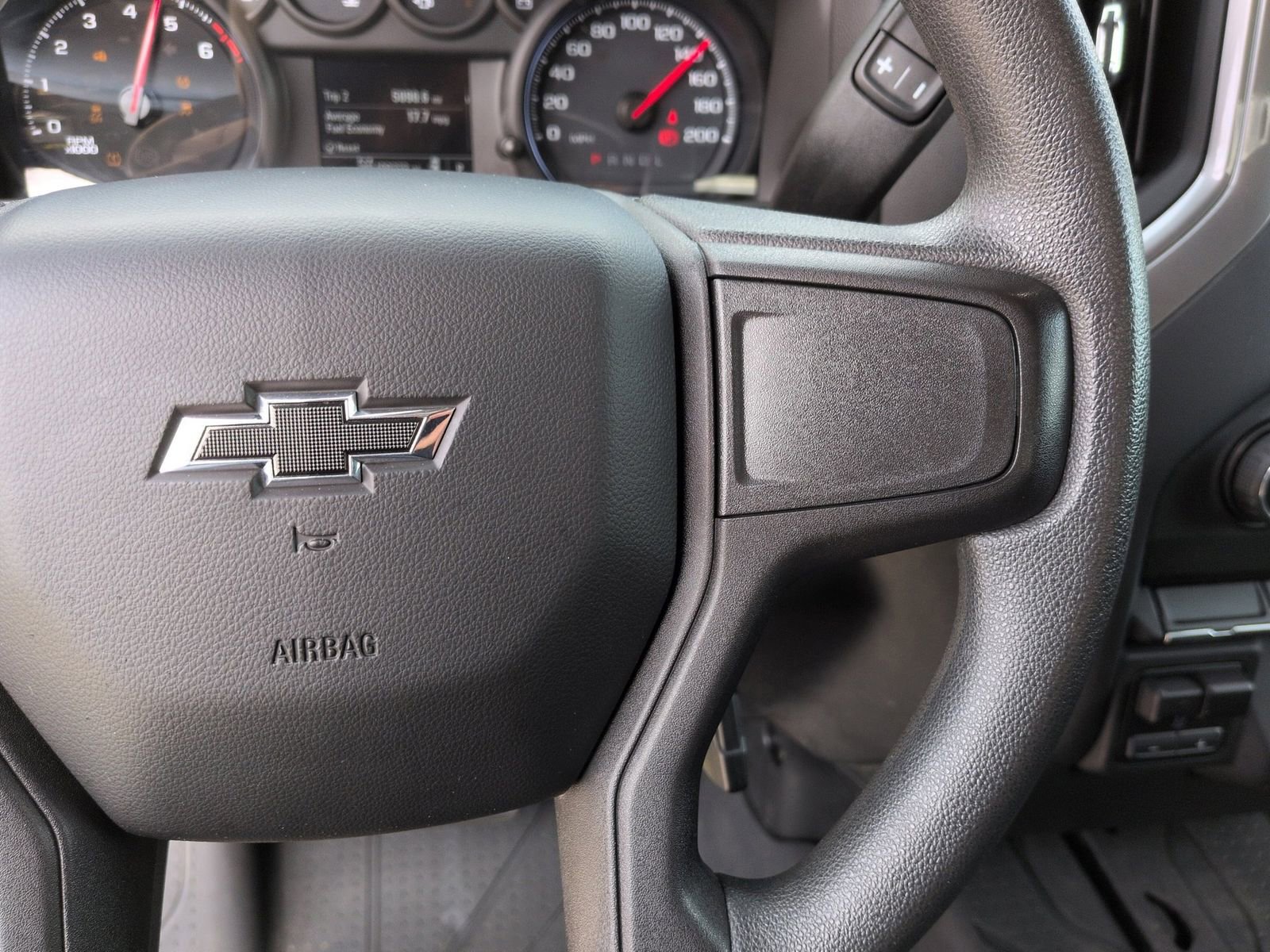 Used 2019 Chevrolet Silverado 1500 Custom Trail Boss AWD/4WD image 25