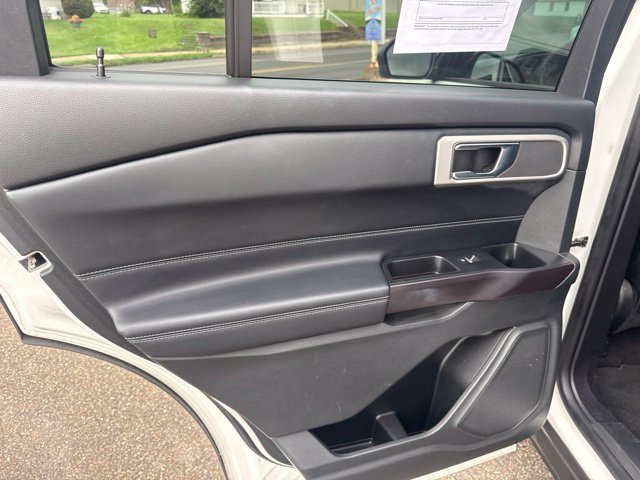 Certified 2020 Ford Explorer XLT w/ Equipment Group 202A AWD/4WD image 40