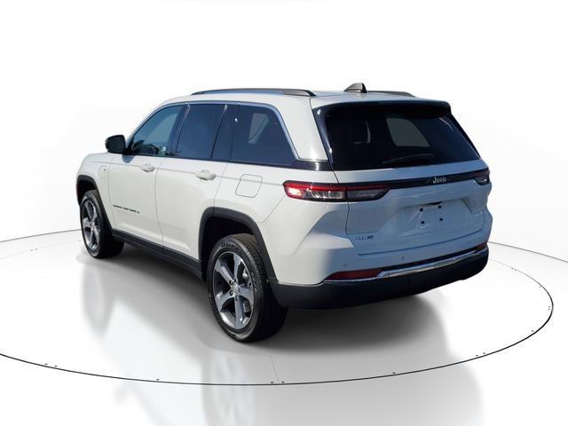 Used 2023 Jeep Grand Cherokee 4WD 4xe image 4